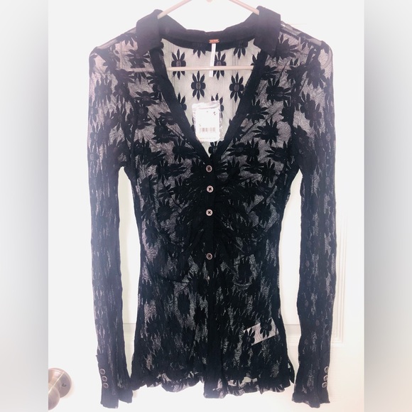 Free People Tops - Free People lace blouse (S)